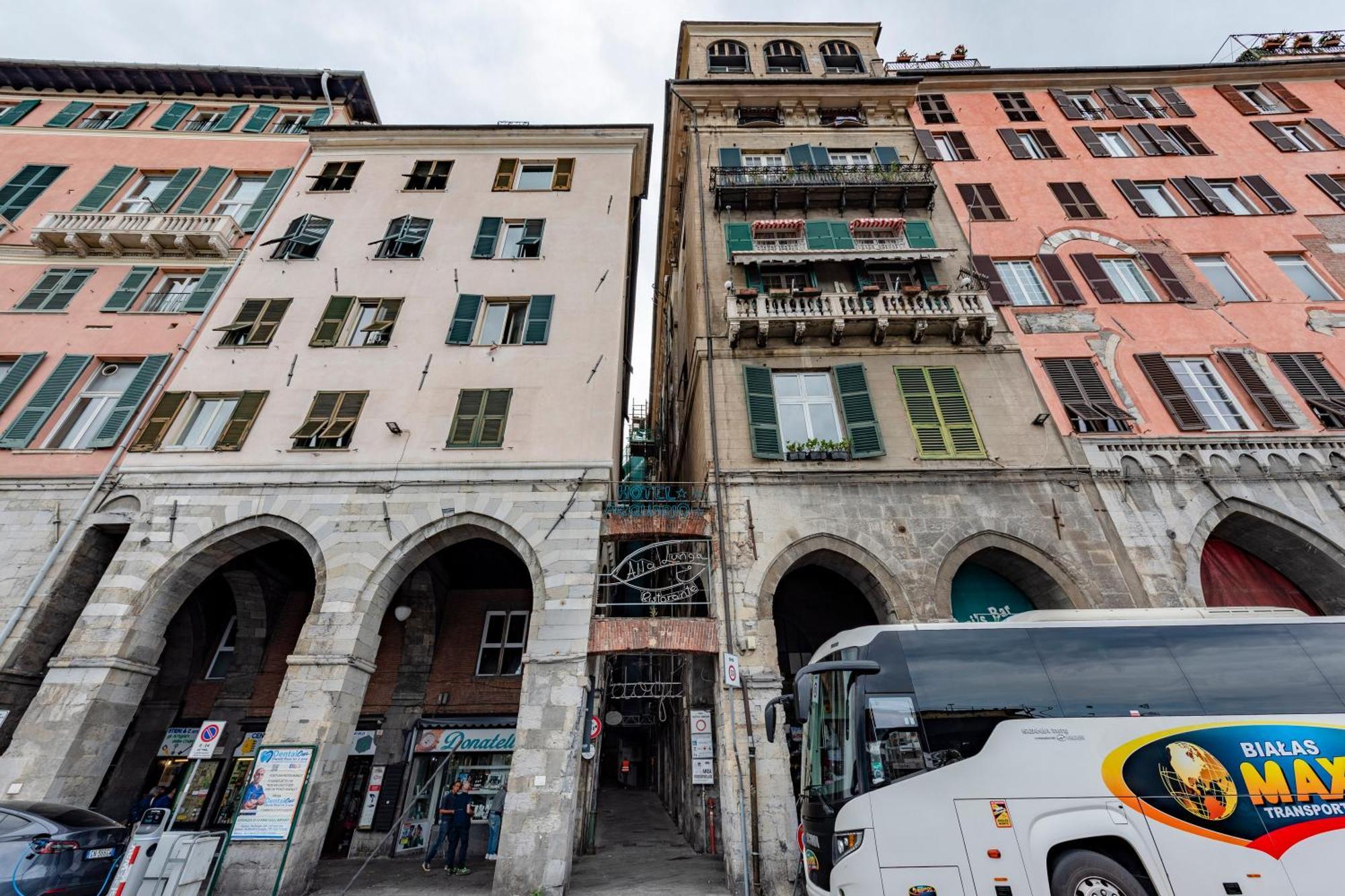 Giannini House Next To Aquarium - Happy Rentals Genoa Bagian luar foto